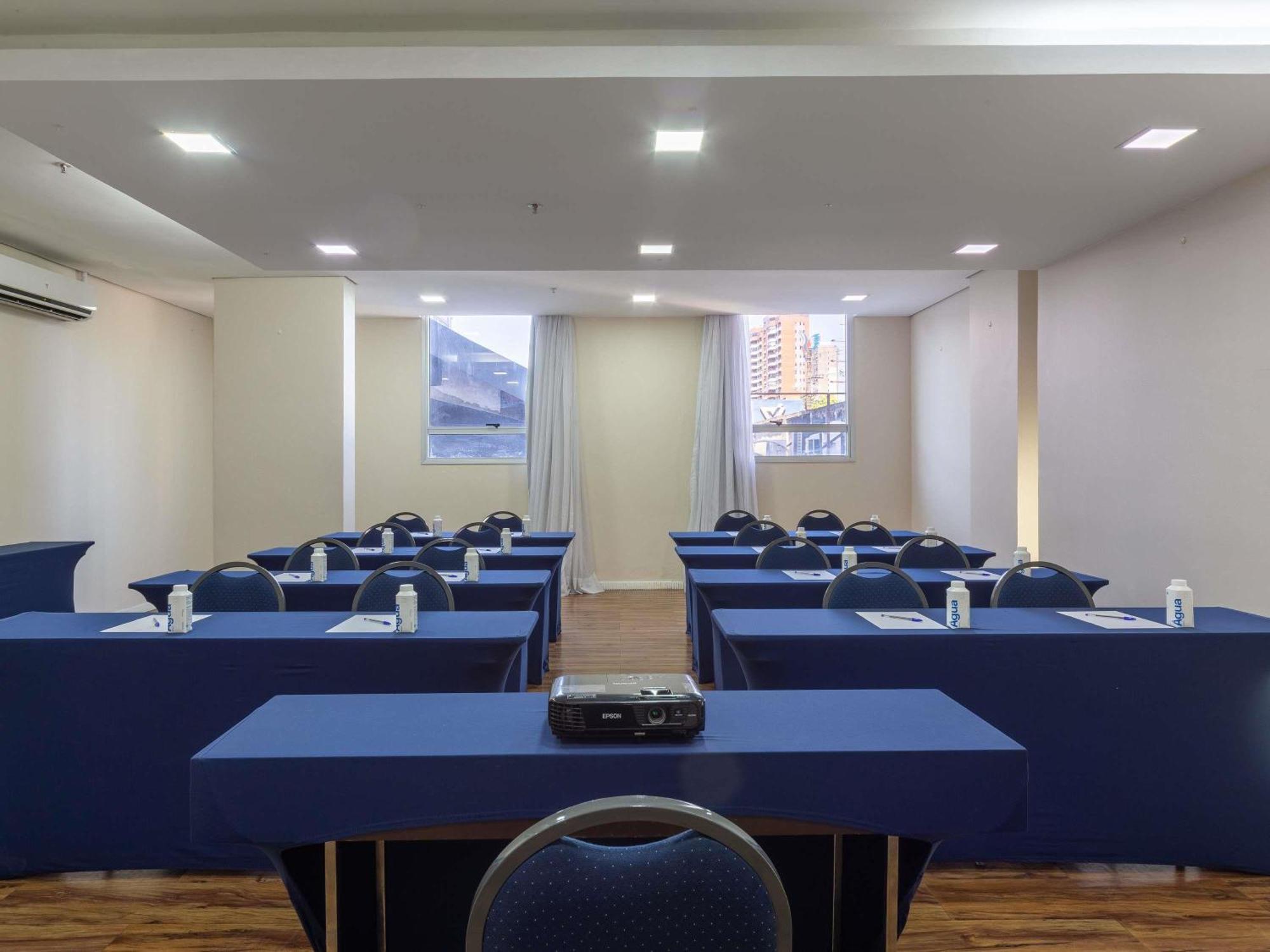 Mercure Μανάους Εξωτερικό φωτογραφία