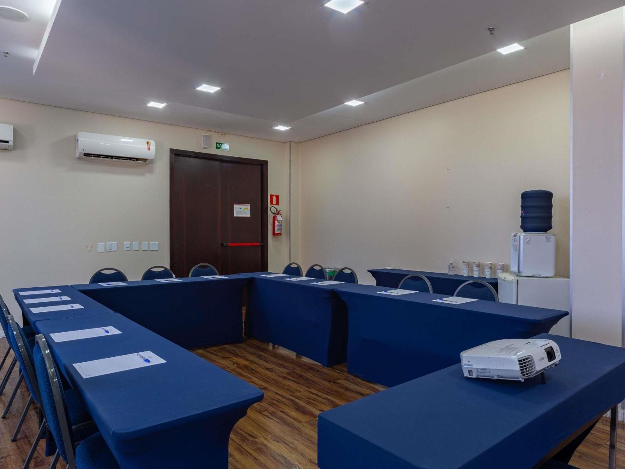 Mercure Μανάους Εξωτερικό φωτογραφία
