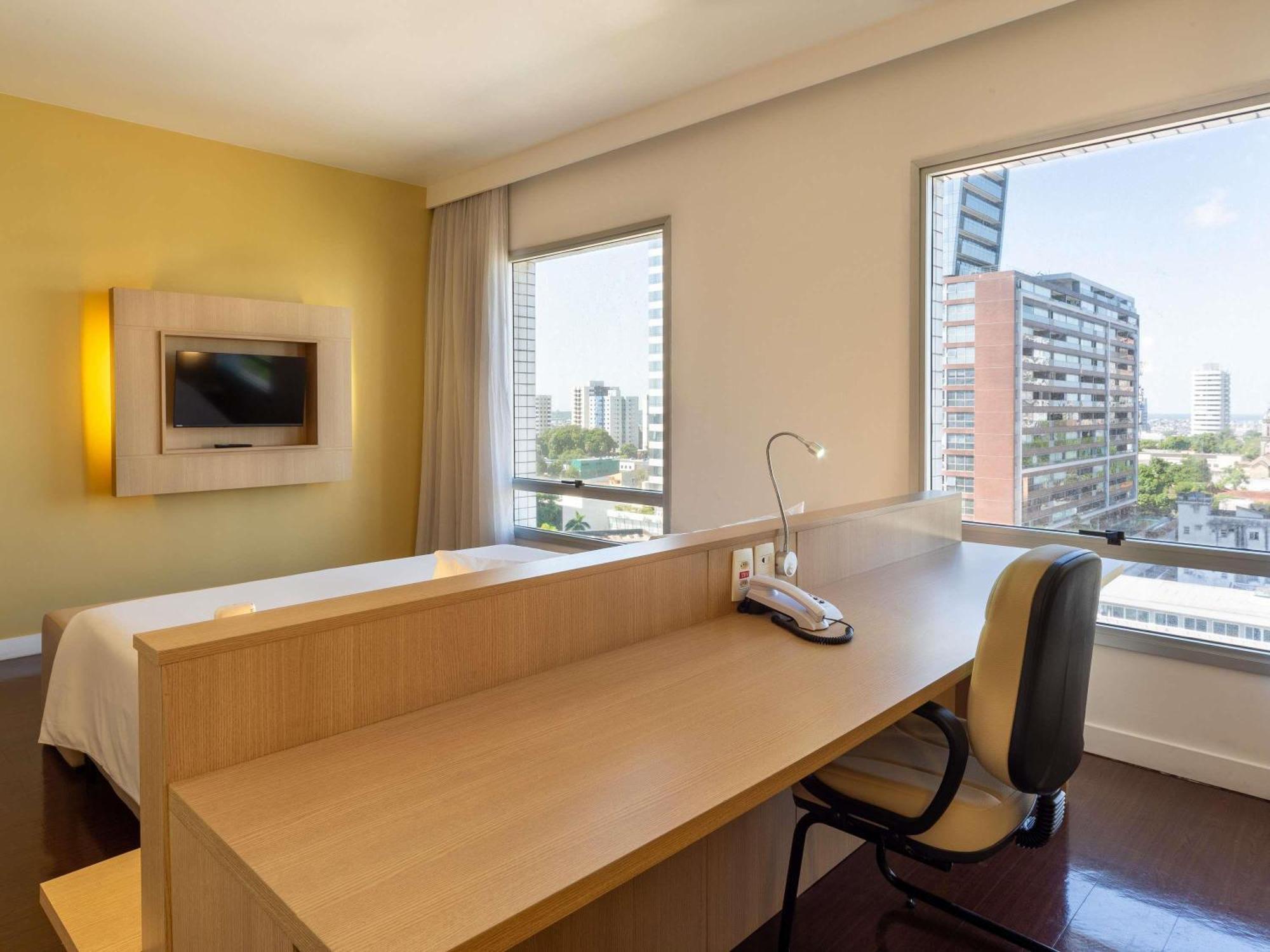 Mercure Μανάους Εξωτερικό φωτογραφία